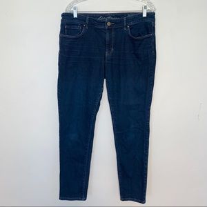 Eddie Bauer Modern Slim Jeans